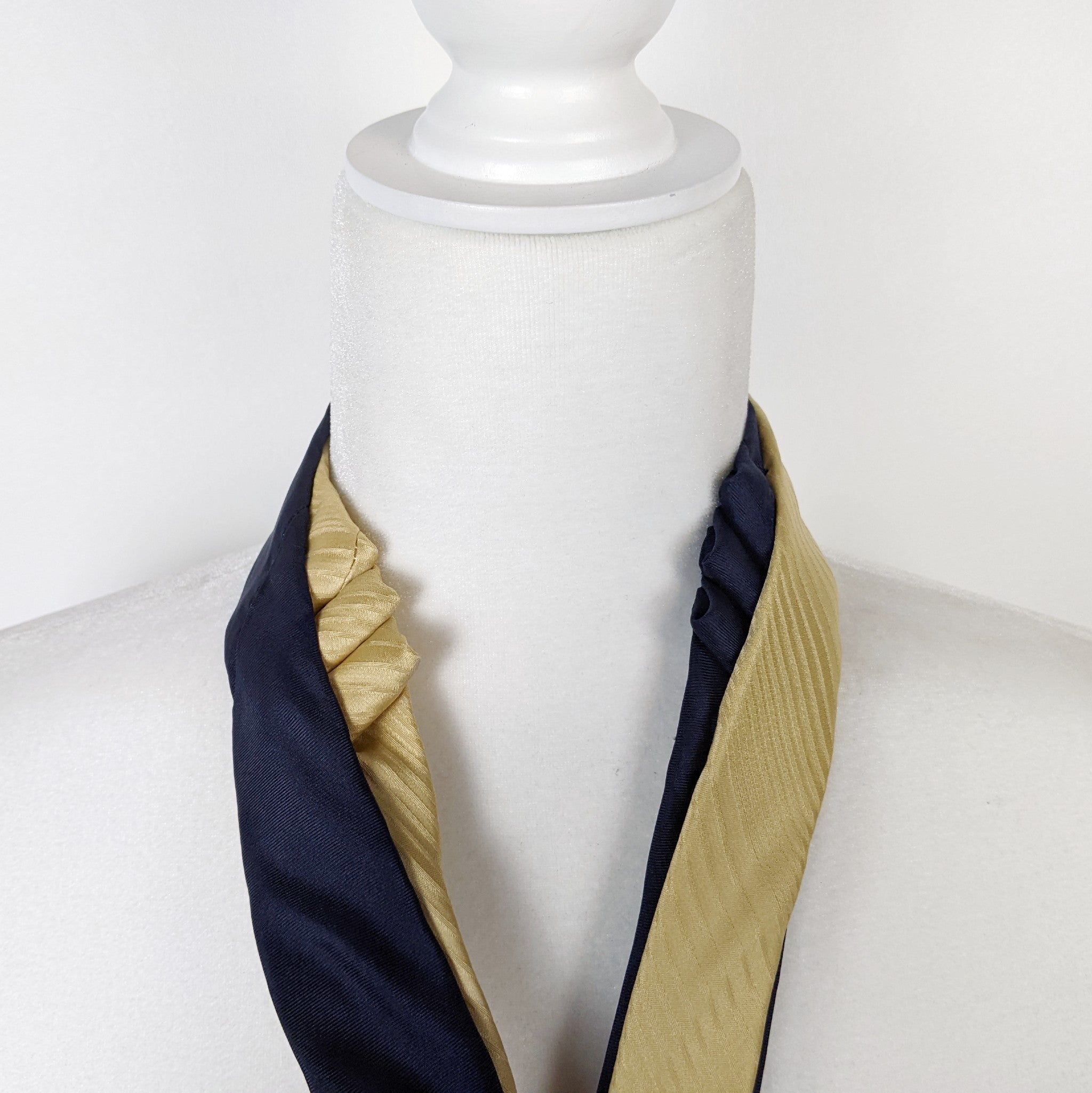 Double Necktie In Blue And Yellow With A Parisian Print