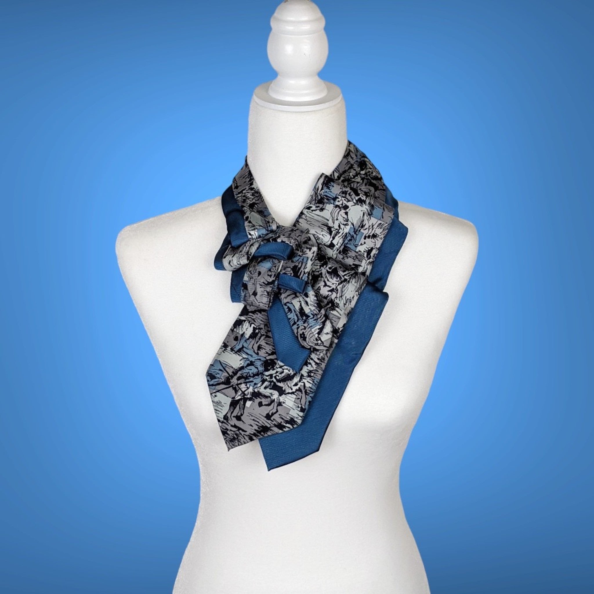 Double Ascot In Blue And Silver Horse Print