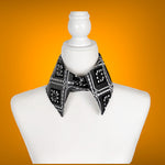 Load image into Gallery viewer, Detachable Collar In Black And White 1970&#39;s Print.
