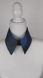 Load and play video in Gallery viewer, Detachable Collar In Blue And Black Pin Dot Print
