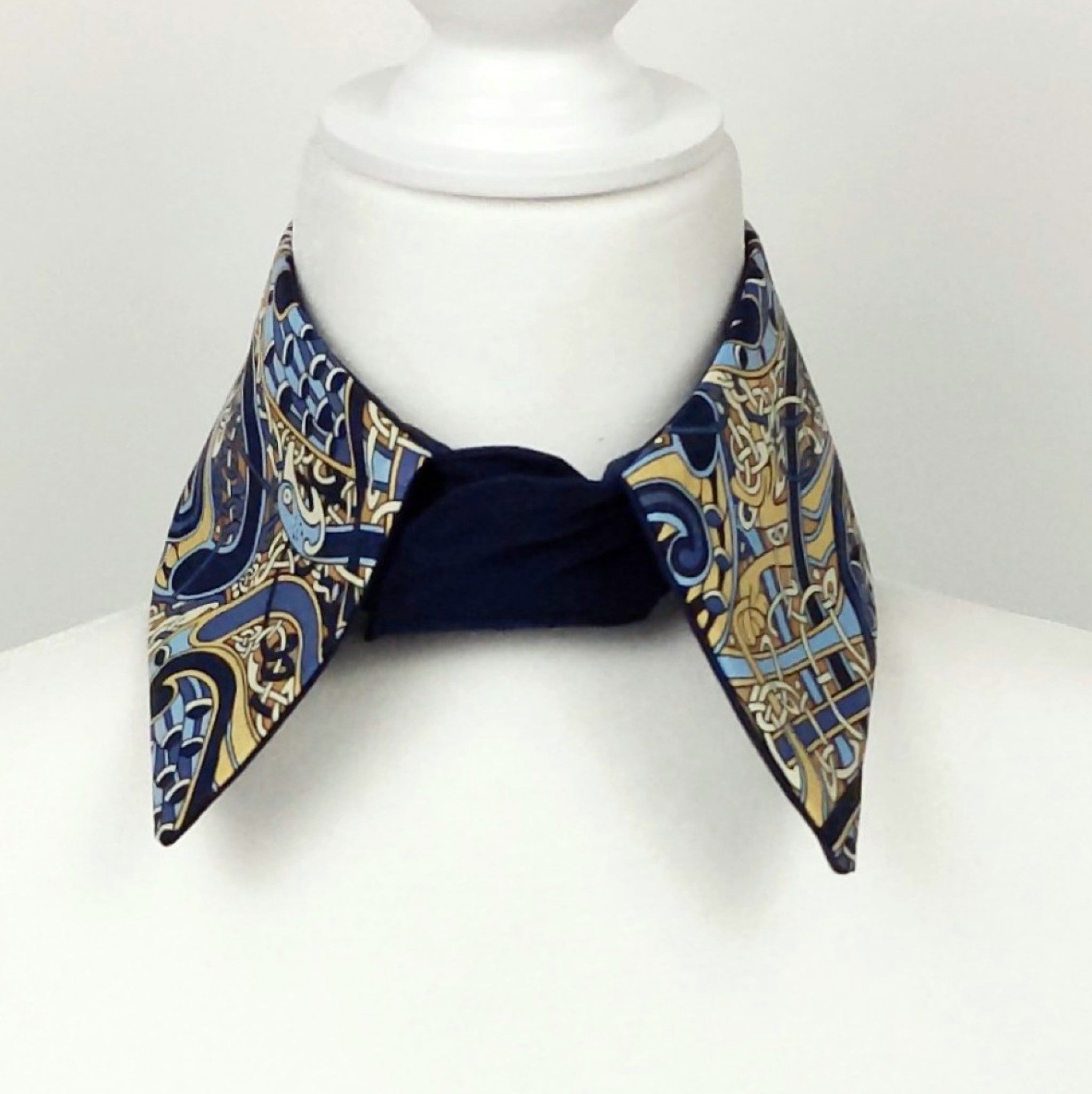 Detachable Tall Collar In Navy And Yellow 70's Print.