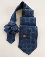 Load image into Gallery viewer, men&#39;s ascot in blue
