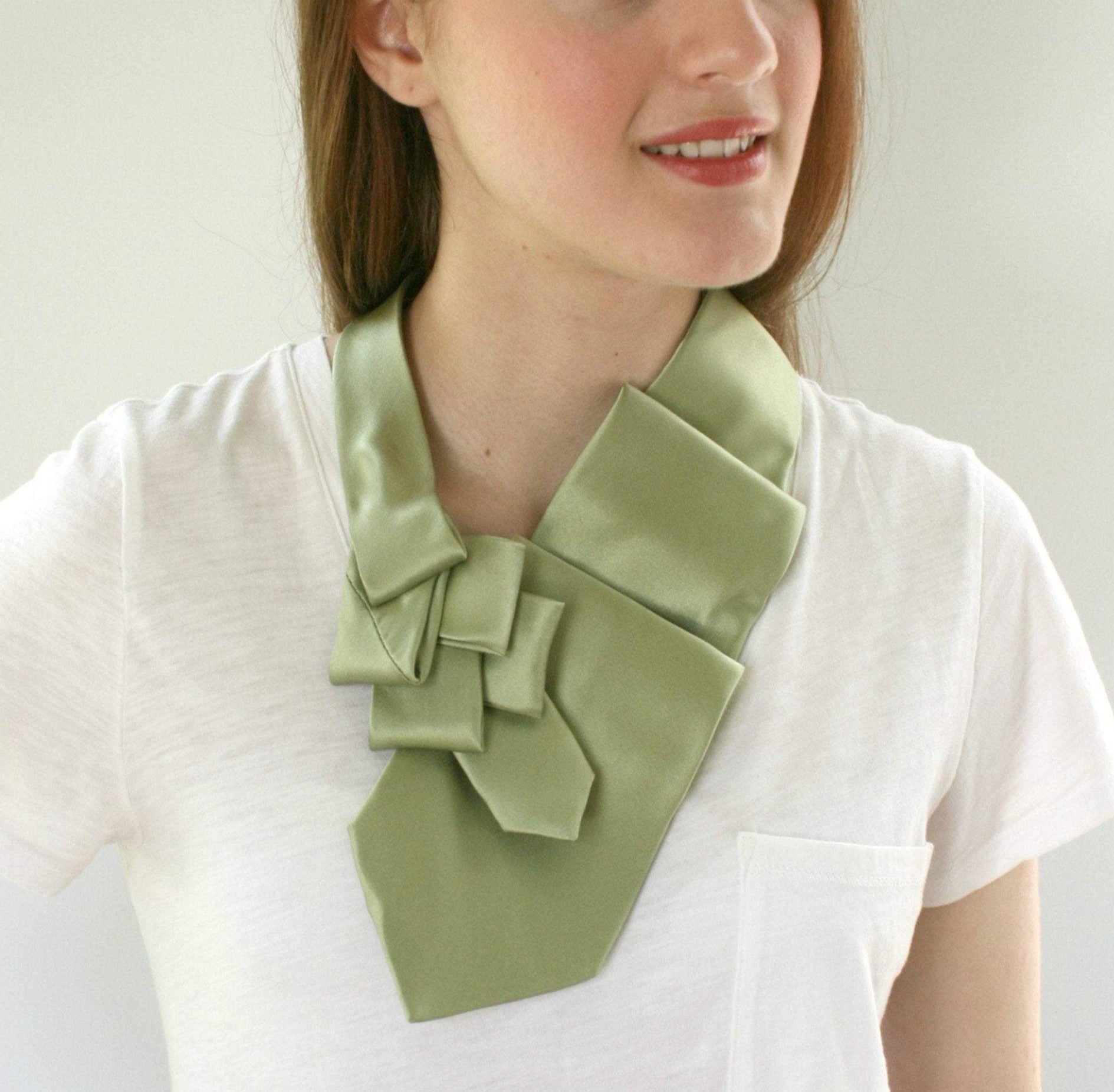 women's ascot scarf green 