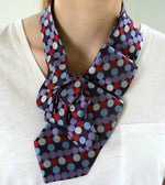 Load image into Gallery viewer, women&#39;s ascot scarf polka dots
